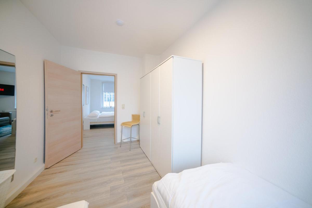 Ferienwohnung Laura In Gera Fuer Bis Zu 4 Personen - Neu Renoviert Екстер'єр фото