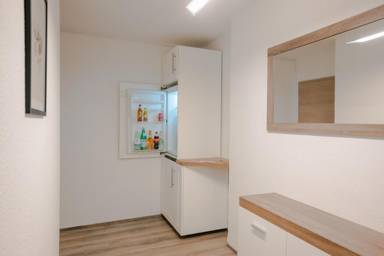 Ferienwohnung Laura In Gera Fuer Bis Zu 4 Personen - Neu Renoviert Екстер'єр фото